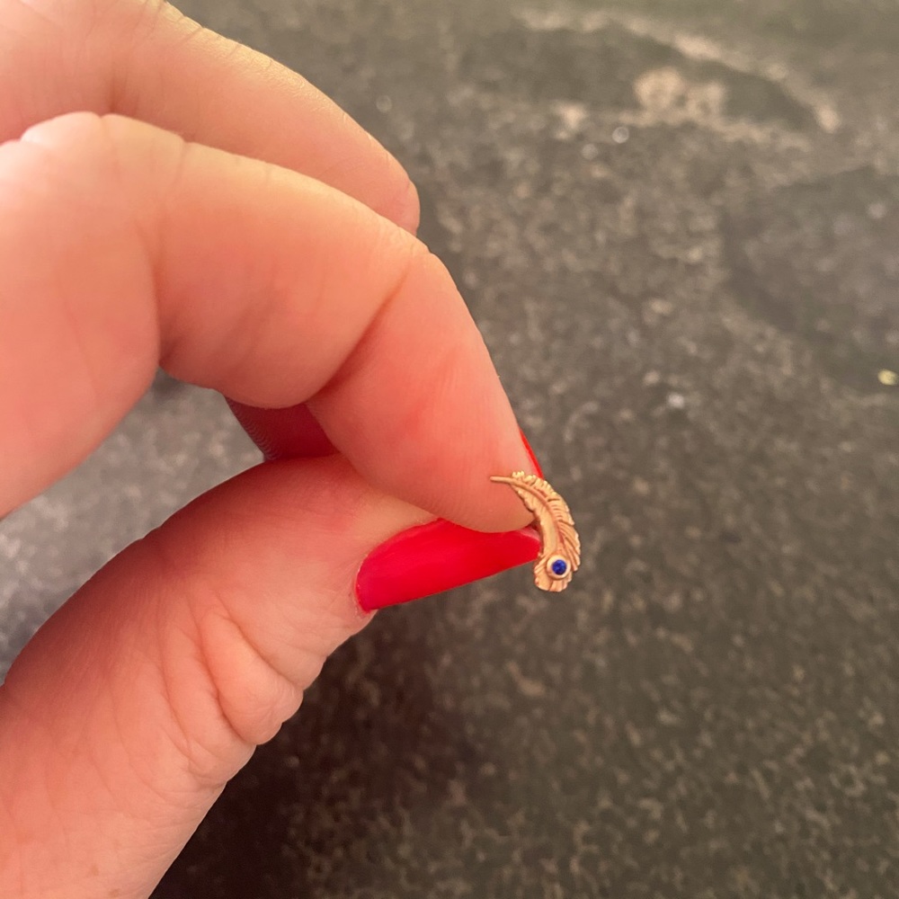 Labret Rose Gold Feather Stud for first piercing